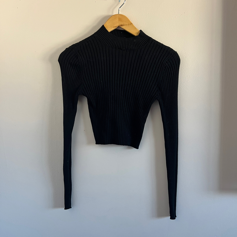 Garage Fitted Ribbed Mock Neck Top Size S | Long Sleeve | Stretch